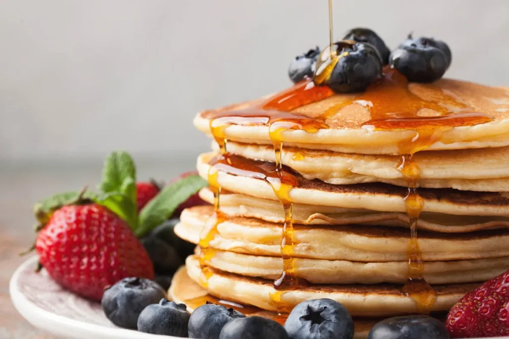 Commercial syrup recipe blending water soluble sweet fruit flavor liquid