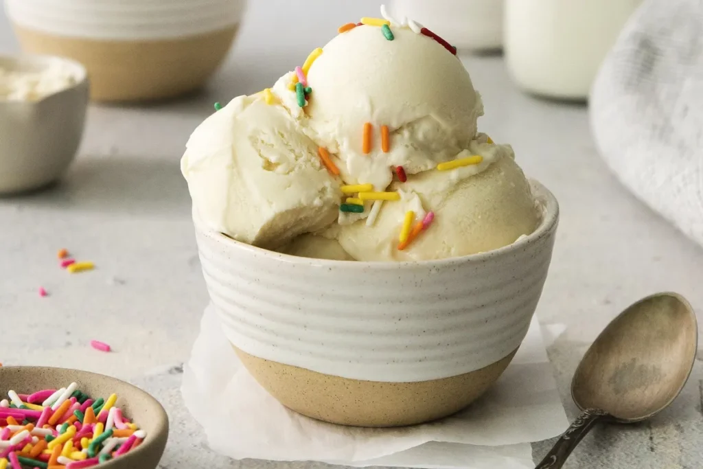 Industrial ice cream mix recipe including cryogenic stable dairy flavor